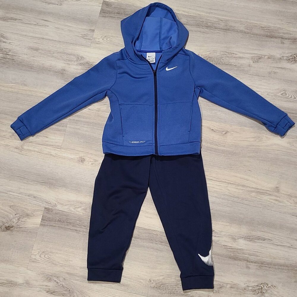 Nike Therma-Fit outfit. Size 6-7 Yrs